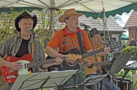 Countrymusik vor der Tenne auf dem Mueritzhof