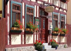 Hotel Onkel Hermann - ein historisches Fachwerkhaus in Waren an der M�ritz in der Warener Altstadt in der Grossen Wasserstra�e 5 gelegen